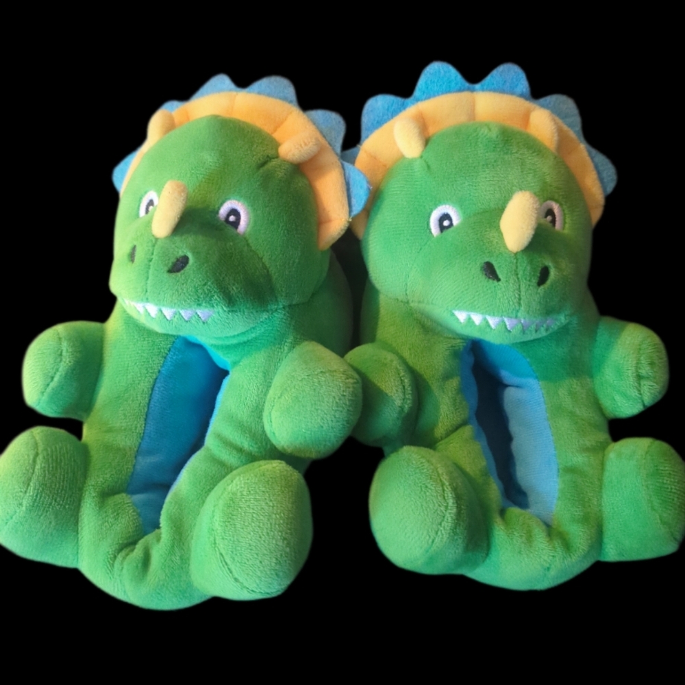 Wonder Nation Green Dinosaur Plush Slippers